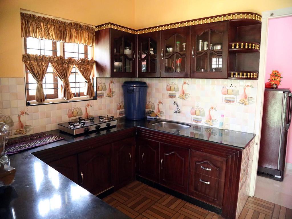 Mangalappillil Homestay Муннар Экстерьер фото