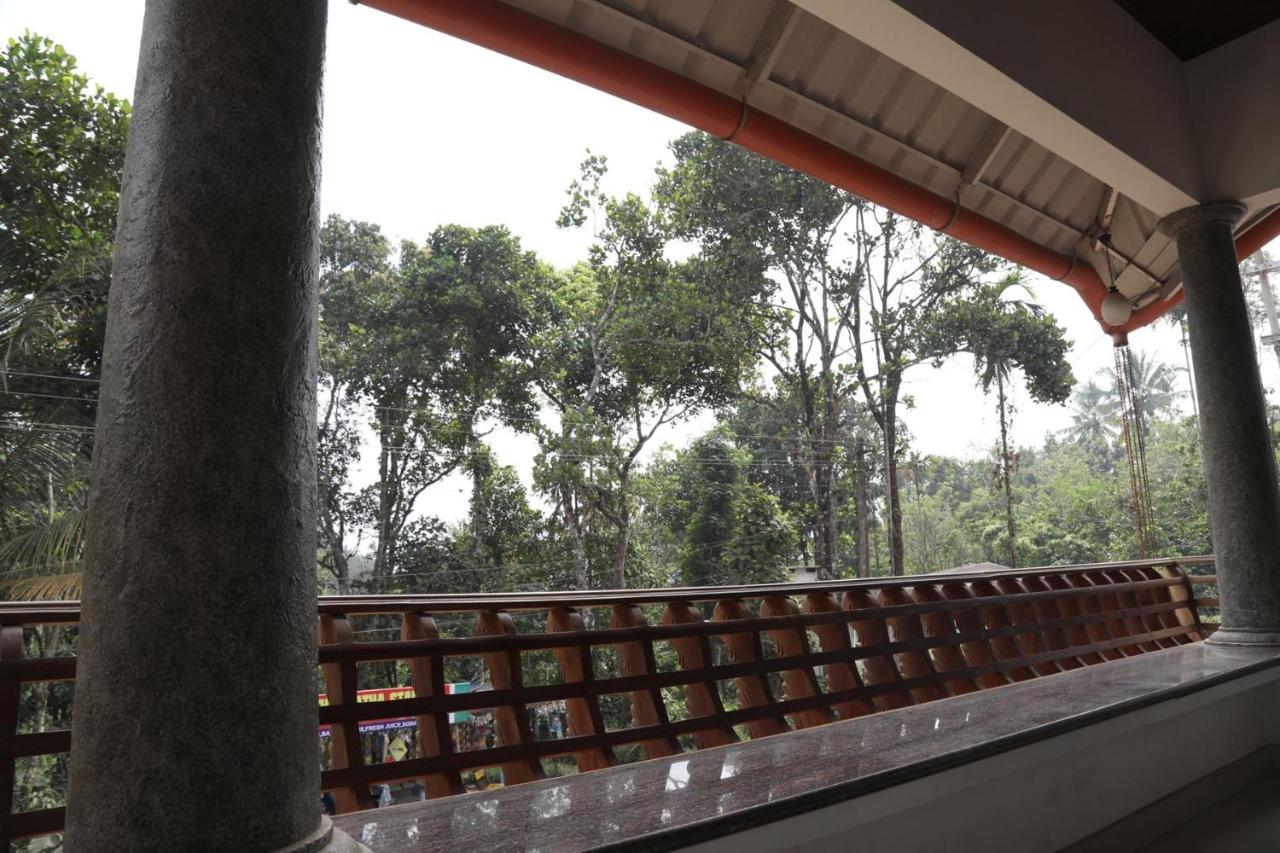 Mangalappillil Homestay Муннар Экстерьер фото